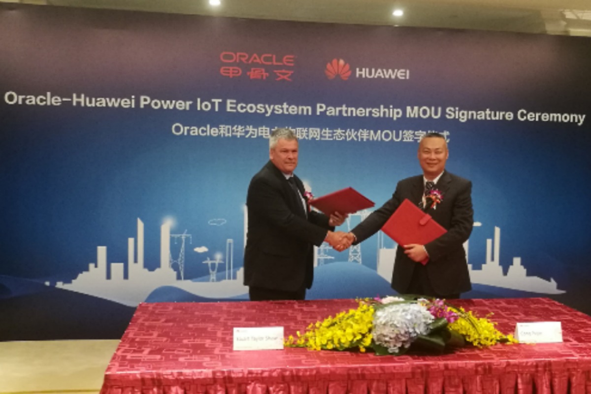The signing of the 'Power IoT Ecosystem' partnership by Huawei and Oracle