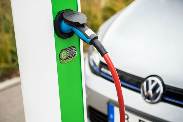 There are around 40,000 Hubject charge points across three continents