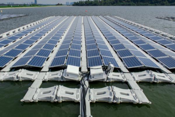 Singapore boasts biggest floating solar project