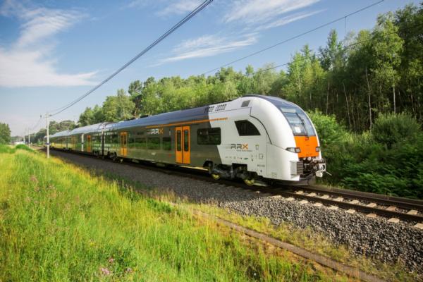 High-frequency window boosts train reception