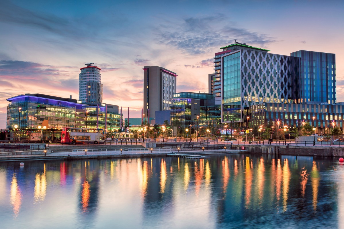 The implementation expands on euNetworks' fibre network in MediaCityUK