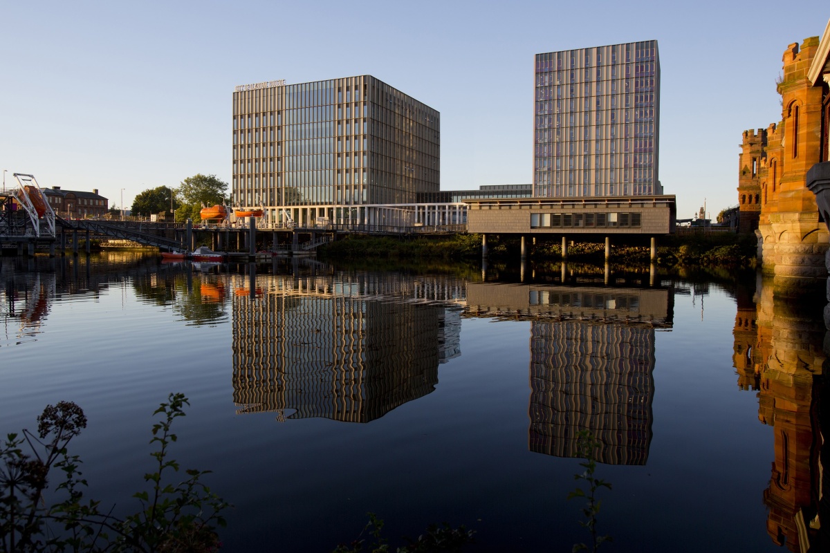 The Riverside Campus gateway extends Glasgow's LoRa network