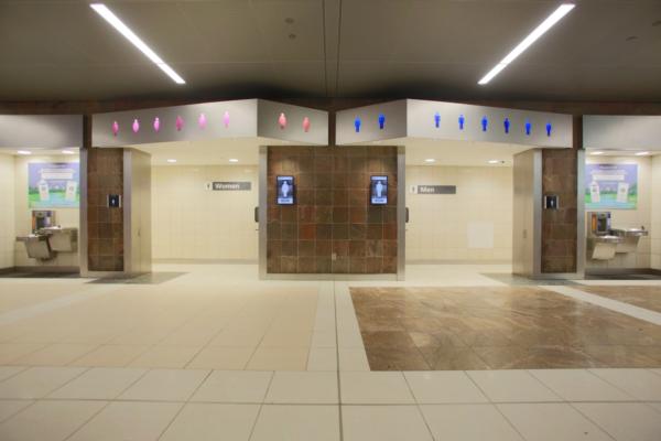 Smart restrooms gather momentum at airports