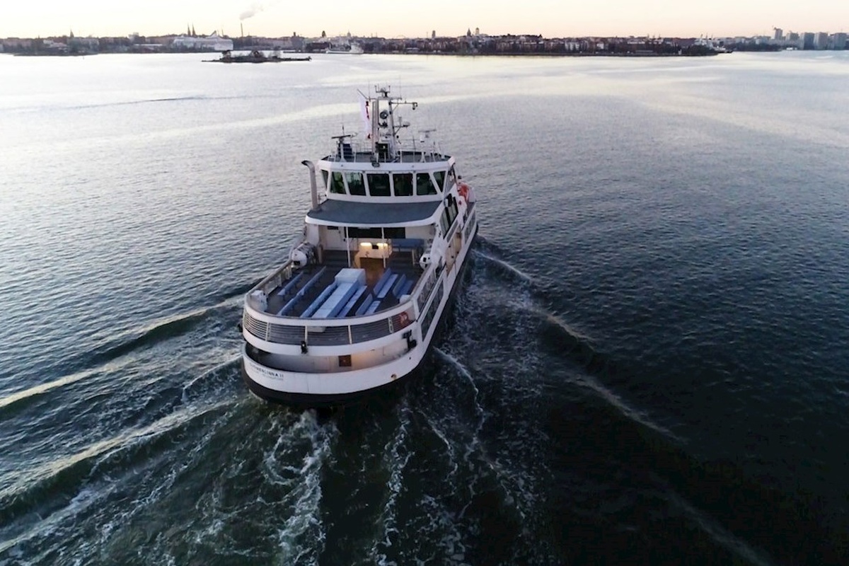 The ice-class Suomenlinna ferry was remotely piloted through a test area near Helsinki harbour