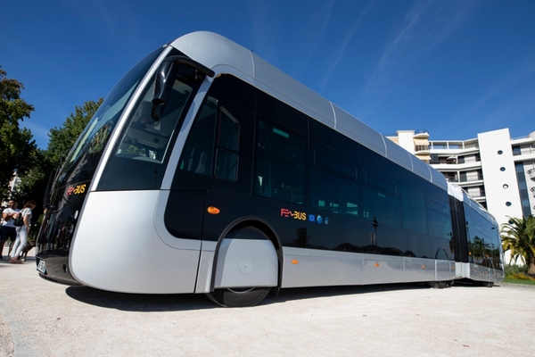 World's first hydrogen bus fleet rolls out in France