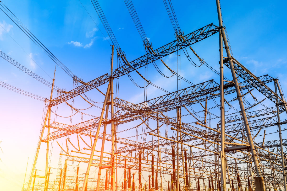 Reports on the substation activity are immediately available for energy grid managers