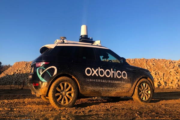 Oxbotica claims its software works with any vehicle, any time, and in any place