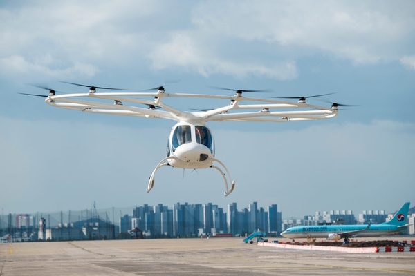 Volocopter takes flight at Gimpo International Airport in Korea. Copyright: Molit