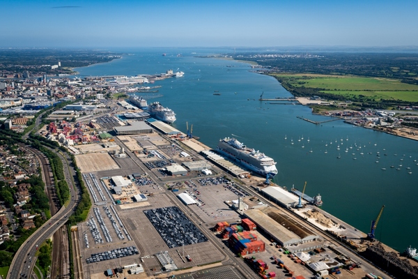 UK ports implement smart lighting for energy and operational efficiency