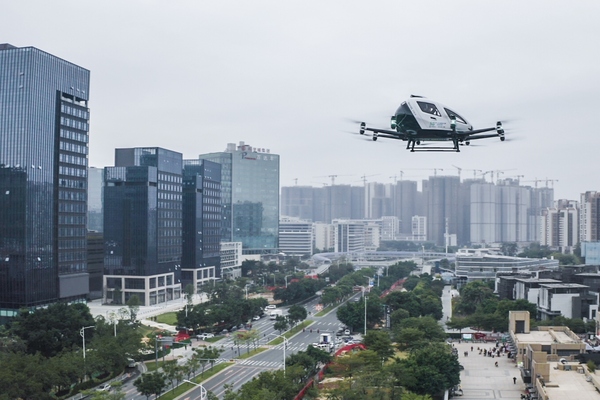 A demo flight of the EH216 AAVs over the experience centre in Guangzhou 