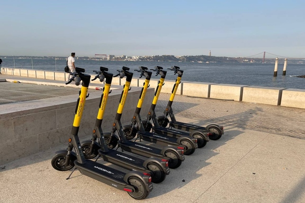 Lisbon deploys Whoosh e-scooter sharing service