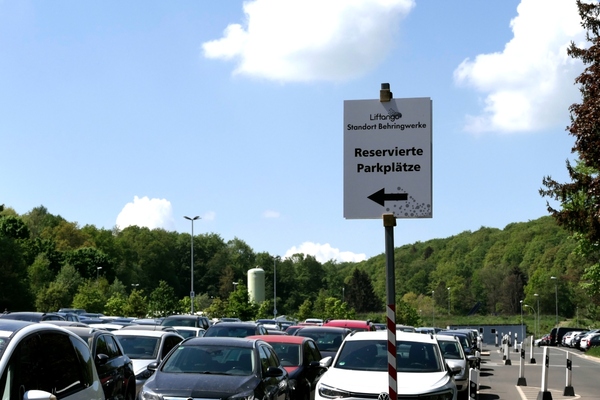 Climate-positive carpooling platform alleviates pressure on parking infrastructure