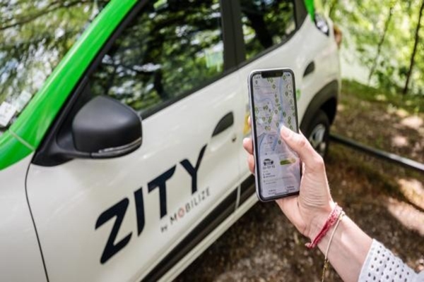 Shared mobility company launches electric fleet in Milan