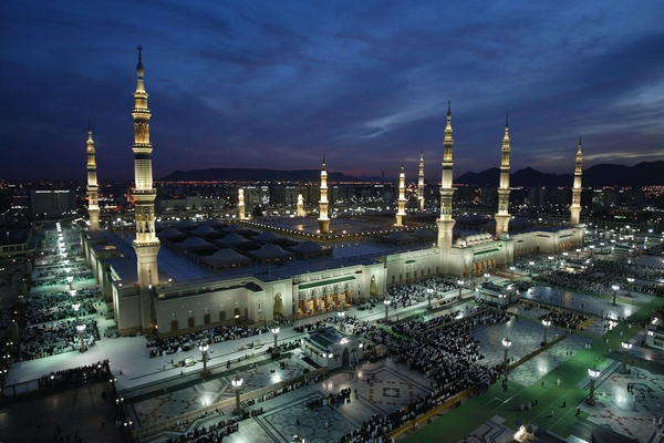  Madinah’s status as a holy city means a lot of the activity in the city is centred around the Holy Mosque