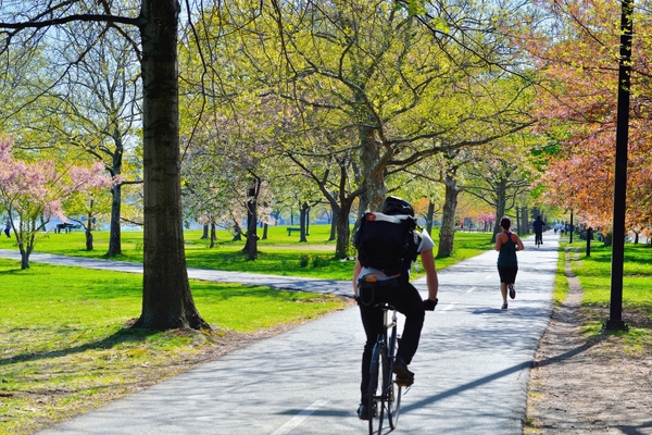 Boston to expand bike network and public bike-share