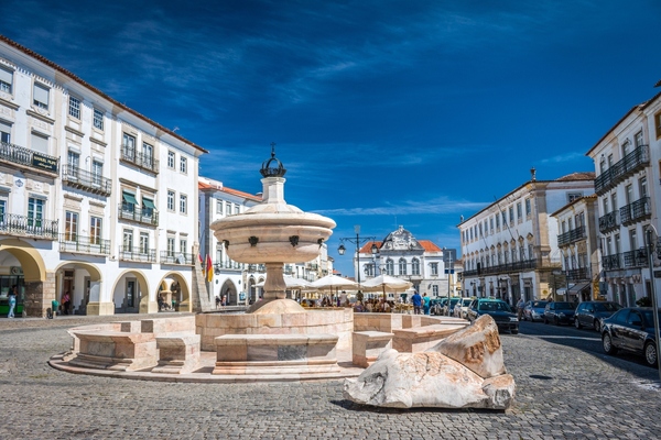 Évora public transit brings contactless payments to Portugal
