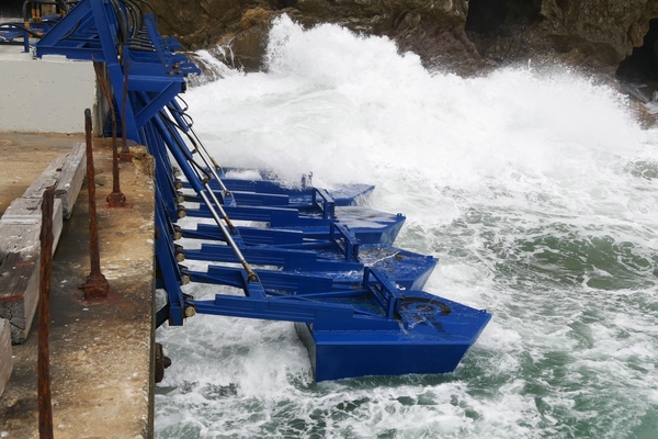The Eco Wave unit in action which converts ocean and sea waves into green electricity 