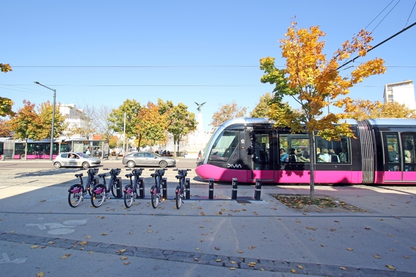 Dijon renews multimodal mobility contract with Keolis