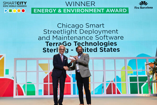 Chicago takes top energy and environment prize for smart lighting project