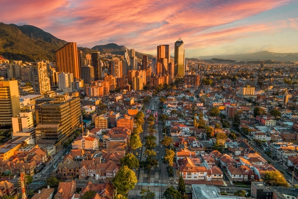 Ave Caracus_Bogota_smart cities_Adobe.jpg Ave Caracus_Bogota_smart cities_Adobe.jpg