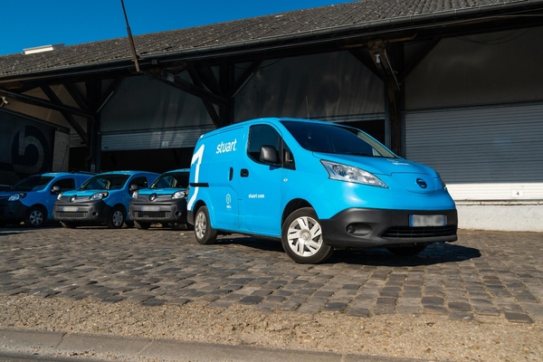 Stuart’s Hub to Home model consists of a final mile delivery offering via a fleet of electric vehicles
