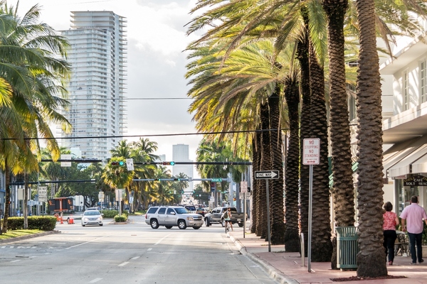 Ocean Drive Miami_smart cities_Adobe.jpg