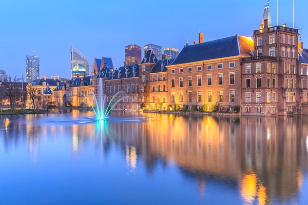 A tool for transforming smart city governance: How The Hague utilised policy benchmarking to develop smart city next steps