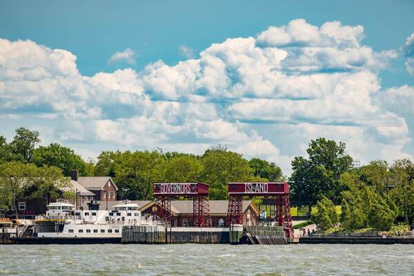 NYC receives $7.5m grant to electrify Governors Island ferry