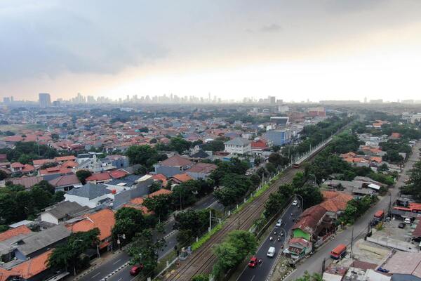 Jakarta works with Bloomberg to help improve air quality