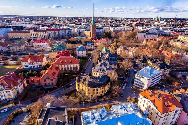 City of Helsinki employees experiment with the use of AI