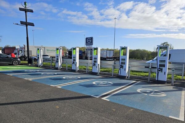 Roadchef unveils fast-charging on Scottish motorway