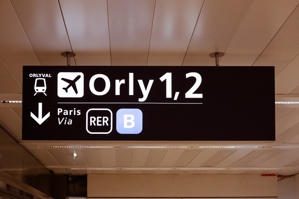Orly_airport_sign_Editorial_Use_Only_smart_cities_Adobe.jpg