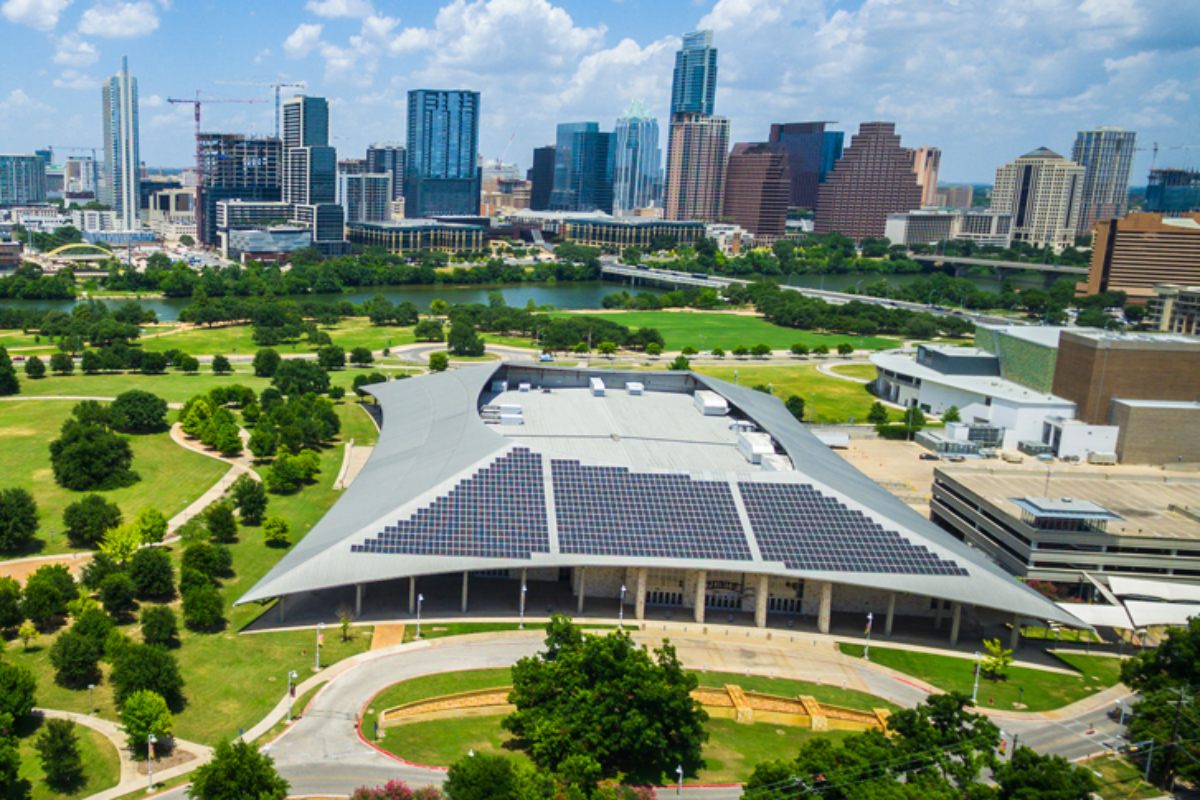 Austin supercharges community solar programme