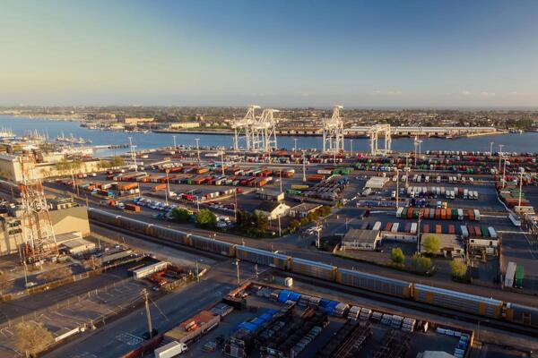 EPA announces $3bn of investments in clean ports in the US