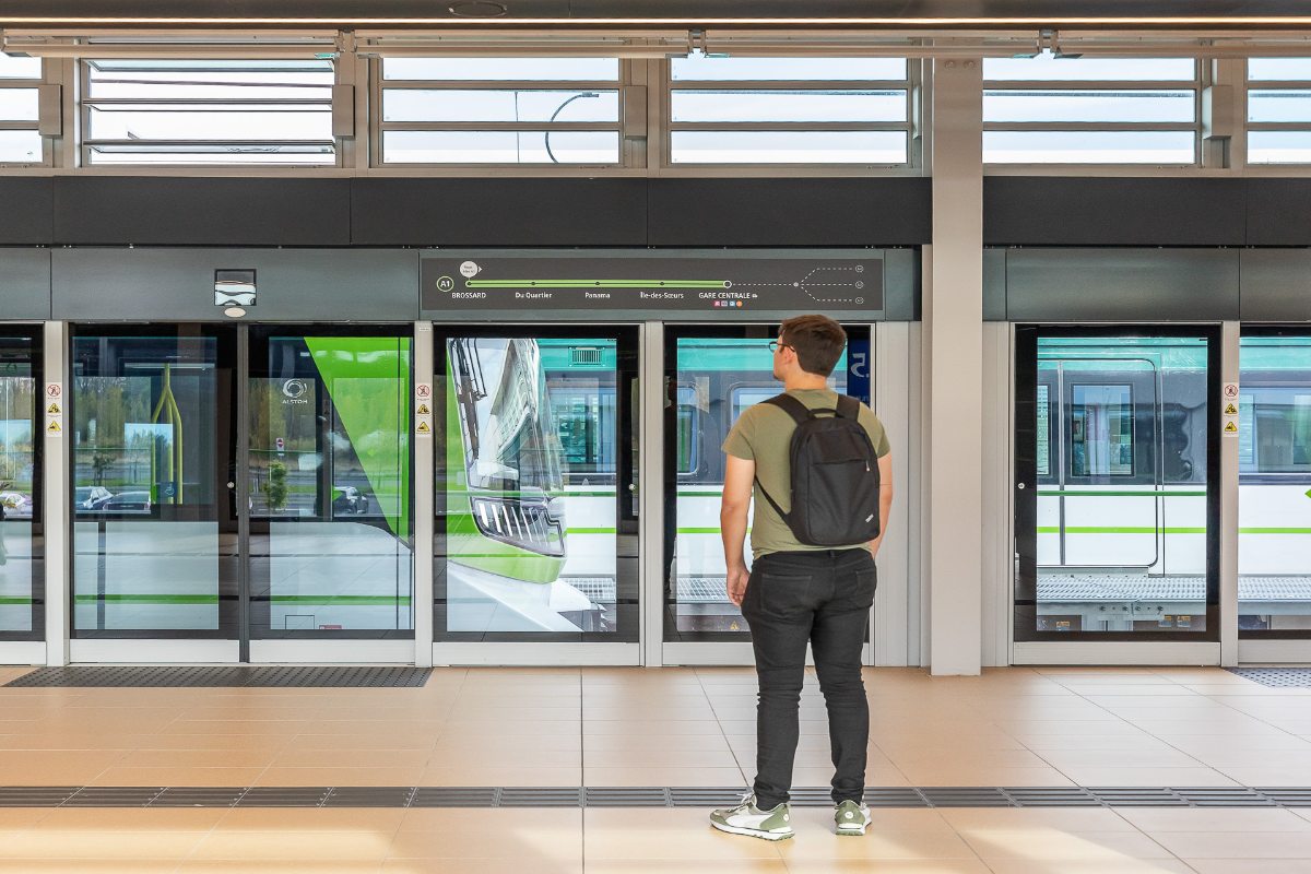 Montreal transit authority overhauls fare collection system