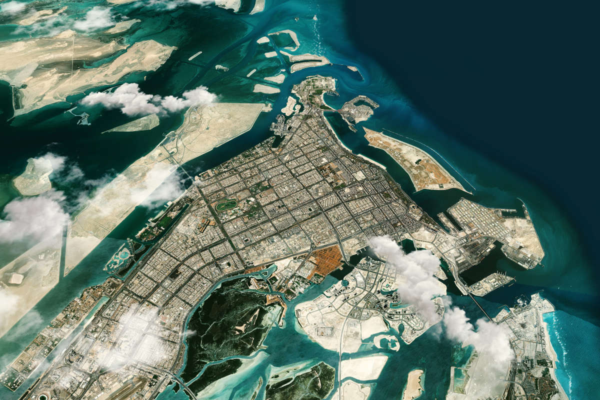 Abu Dhabi from above Abu Dhabi from above