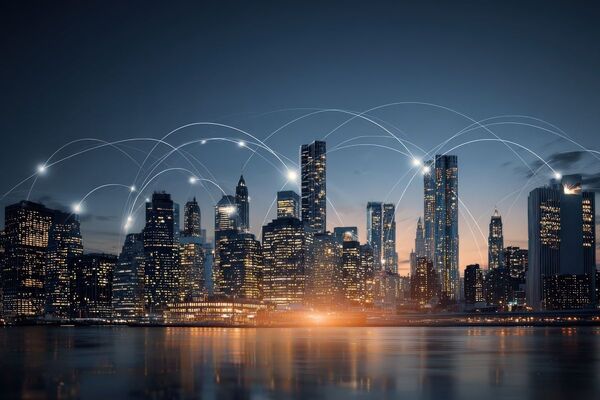 How competition shapes the future of urban innovation