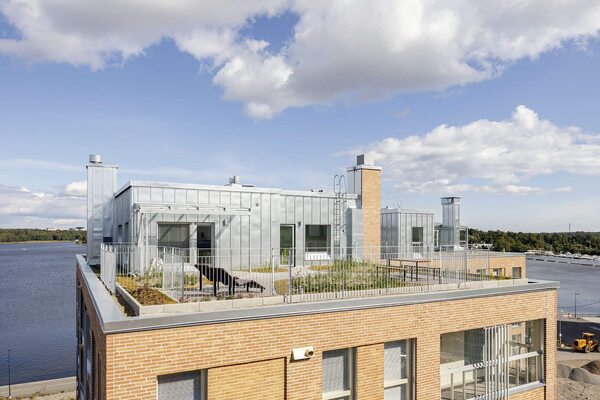 Helsinki completes carbon-neutral apartment block