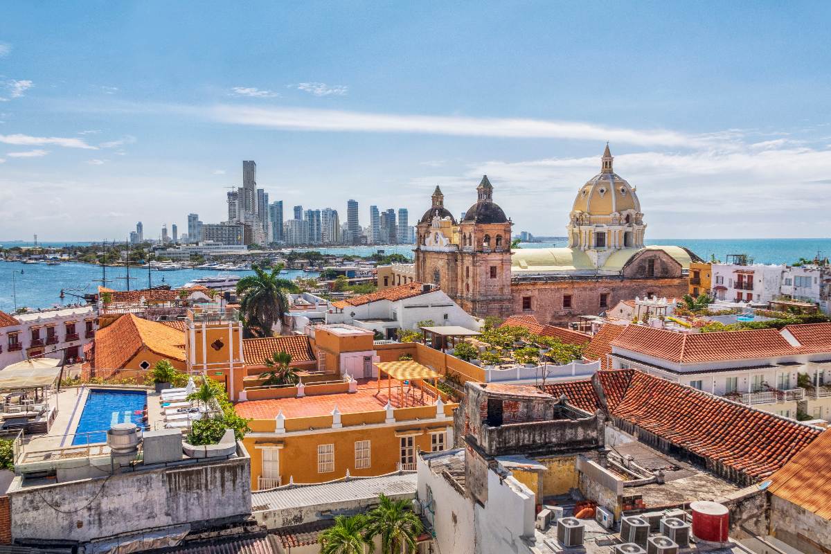 Cartagena with sea smart cities Adobe (1)