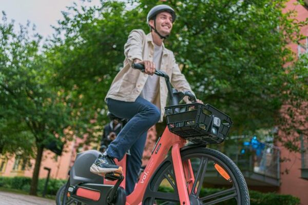 Voi Glasgow bikeshare smart cities PR