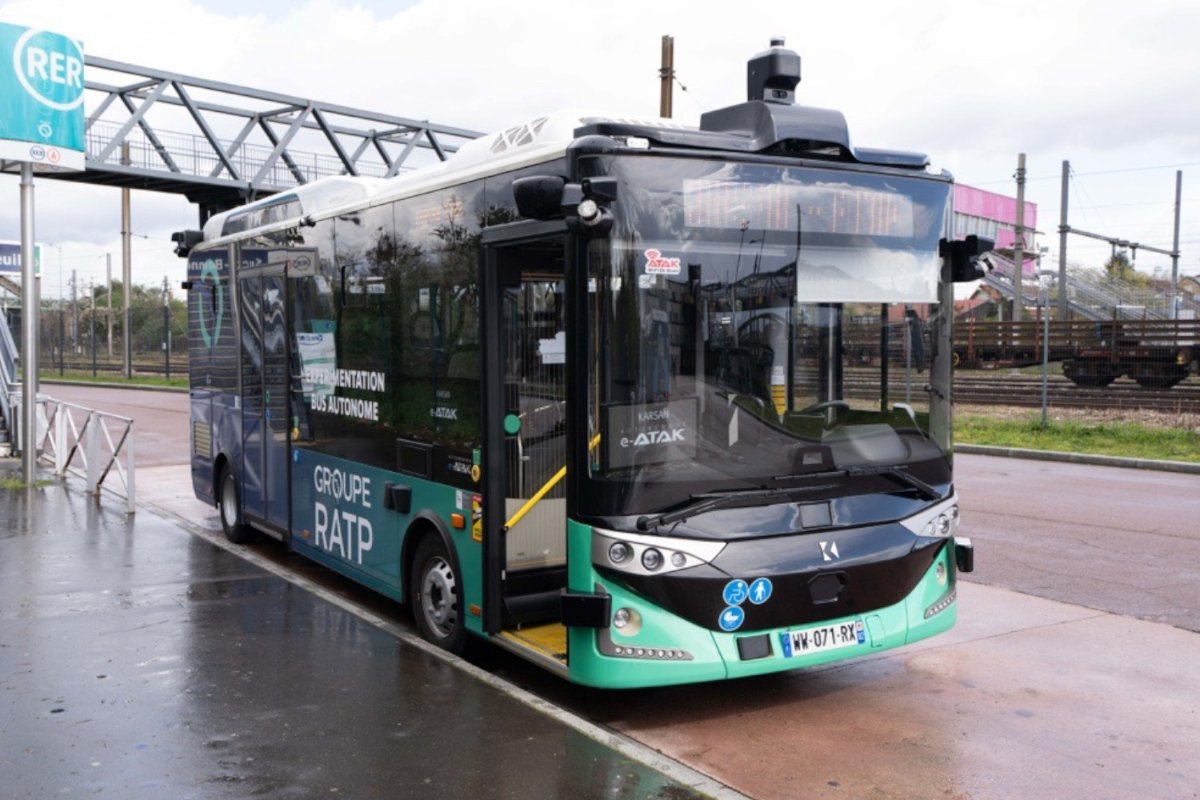 Autonomous e-Atak bus tested and approved on Paris routes