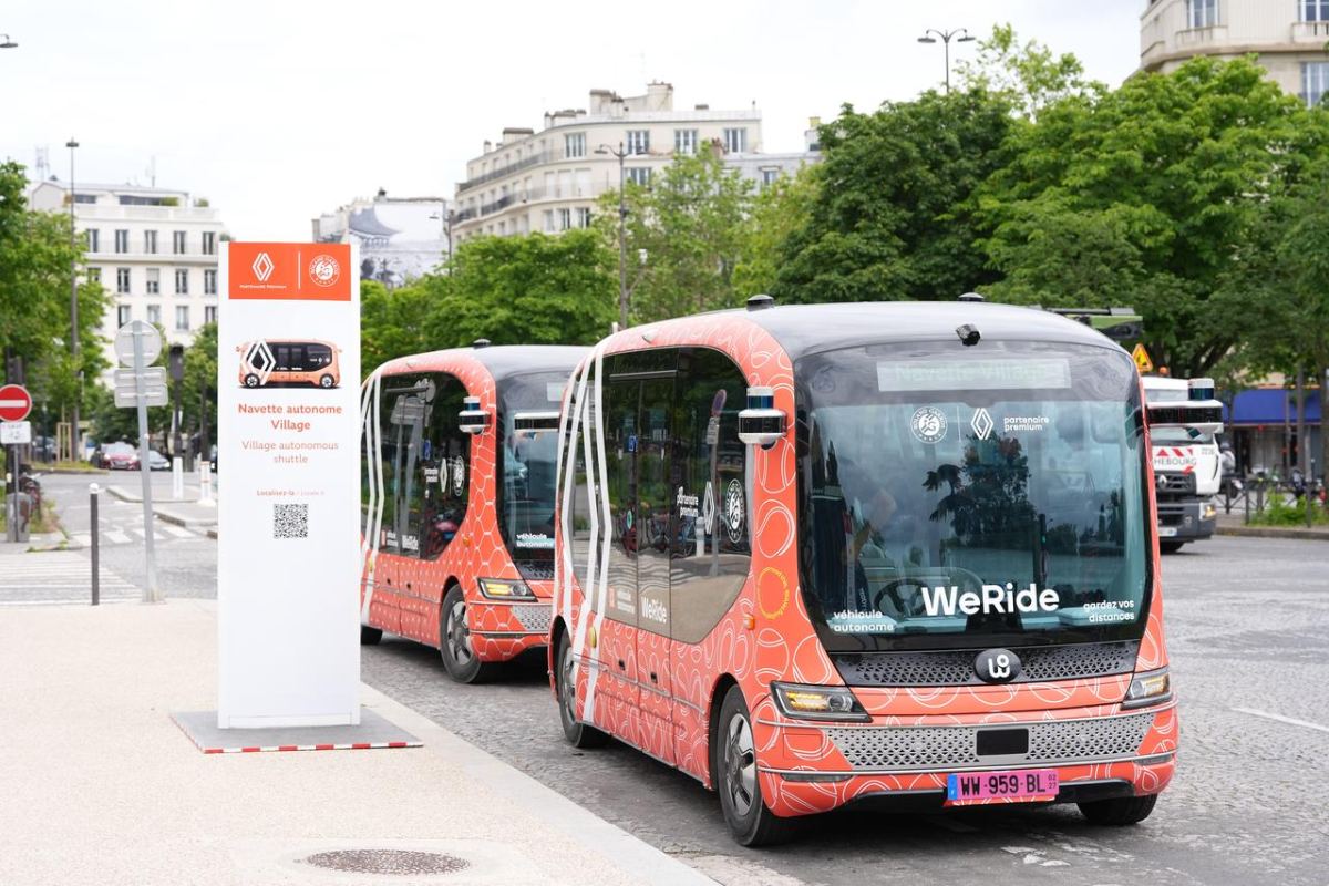WeRide Robobus service returns to Roland-Garros