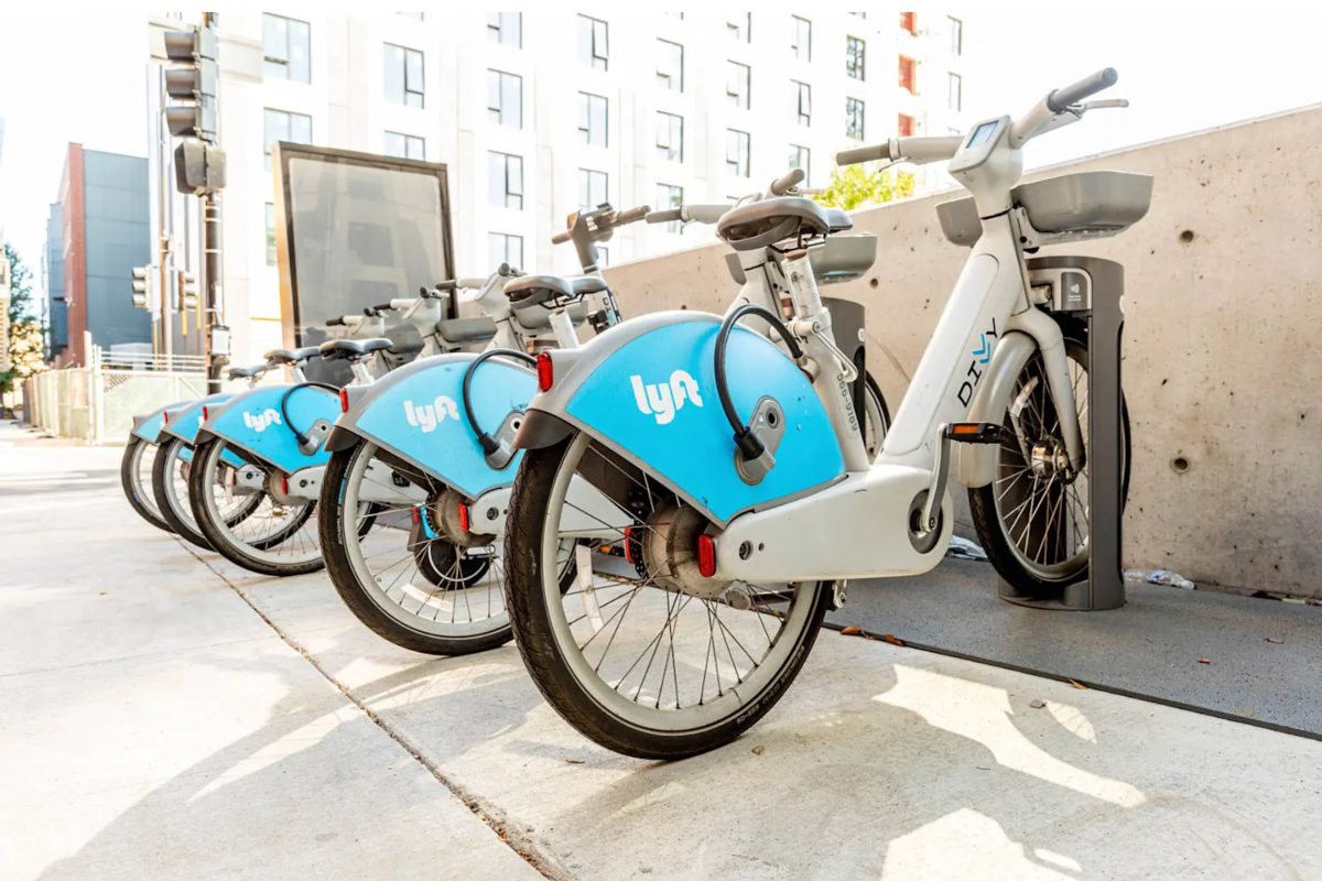 New bike stations installed along Chicago&rsquo;s busy lakefront