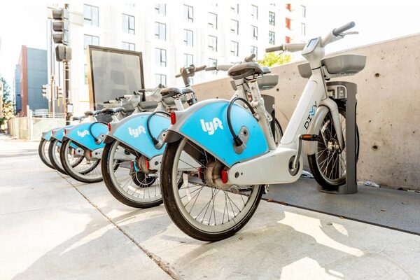 Divvy Lyft bikeshare in Chicago smart cities PR