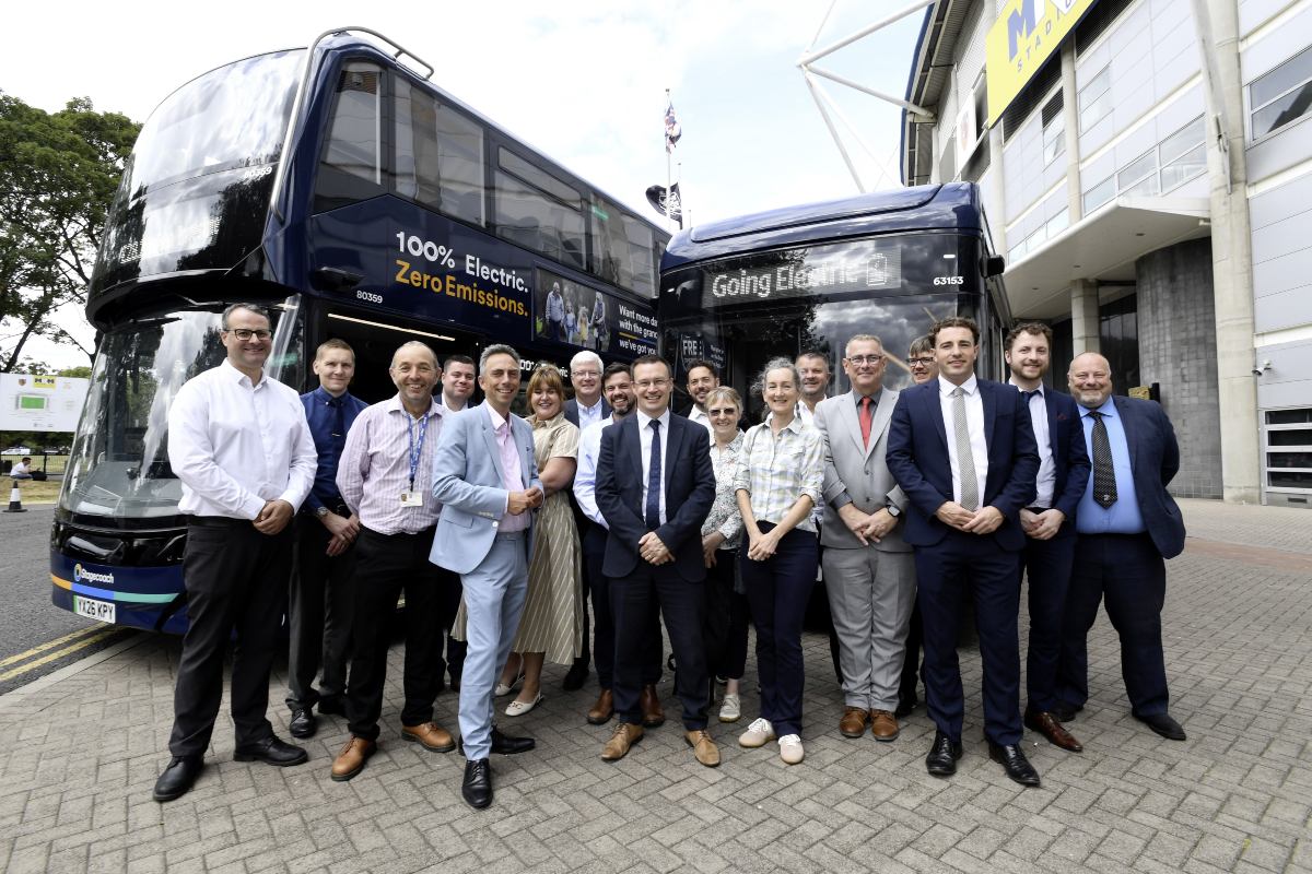 Hull launches electric bus fleet