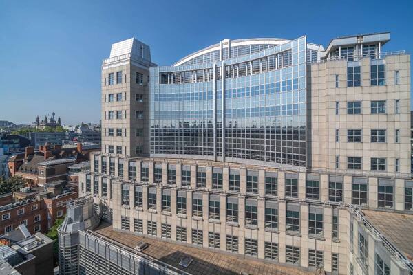 All-operator connectivity installed in Fleet Street redevelopment