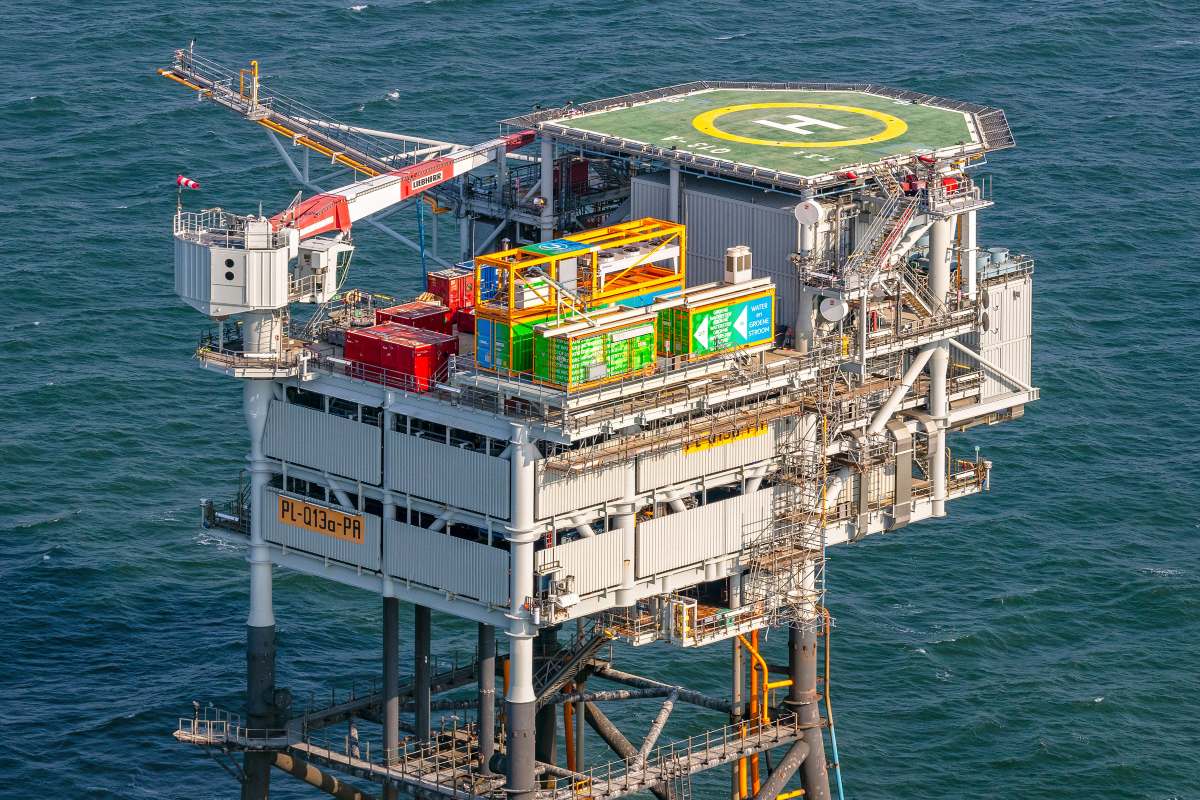Green hydrogen produced on offshore gas platform