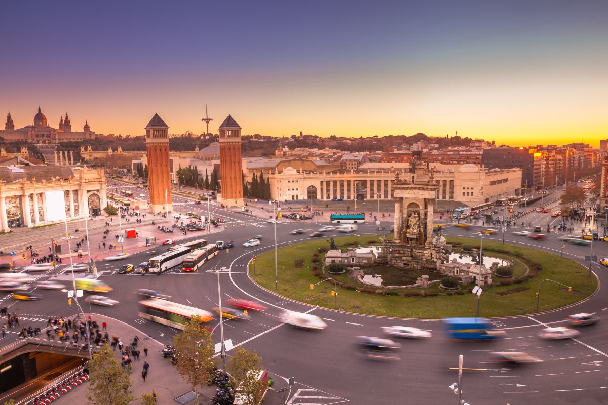 Barcelona incentivises switch from petrol to electric mopeds