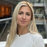 Andreea Sz&aacute;nt&oacute;